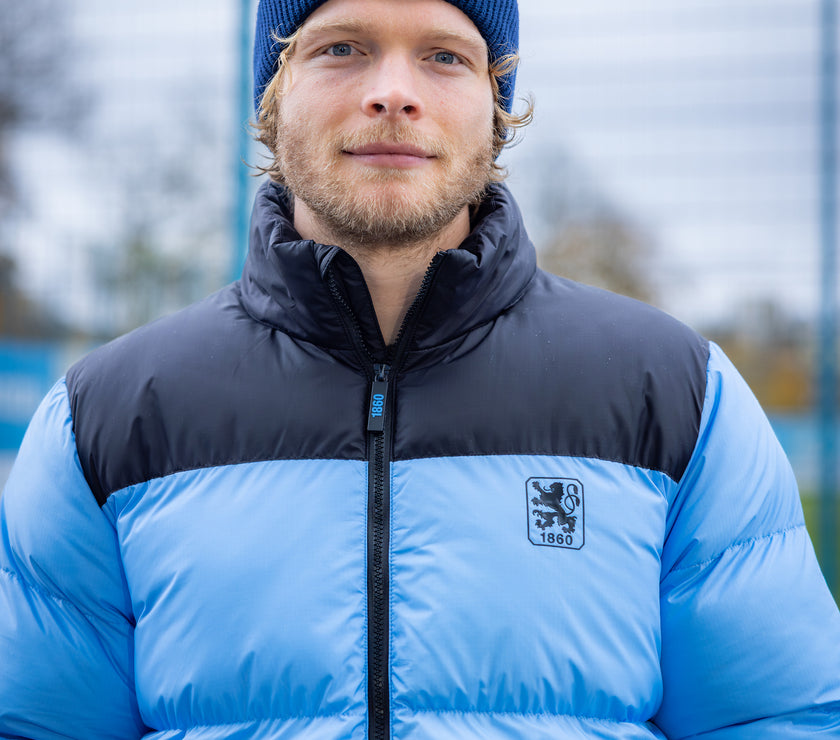 Winterjacke hellblau/schwarz