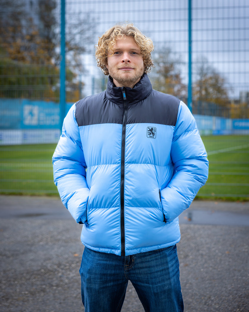 Winterjacke hellblau/schwarz