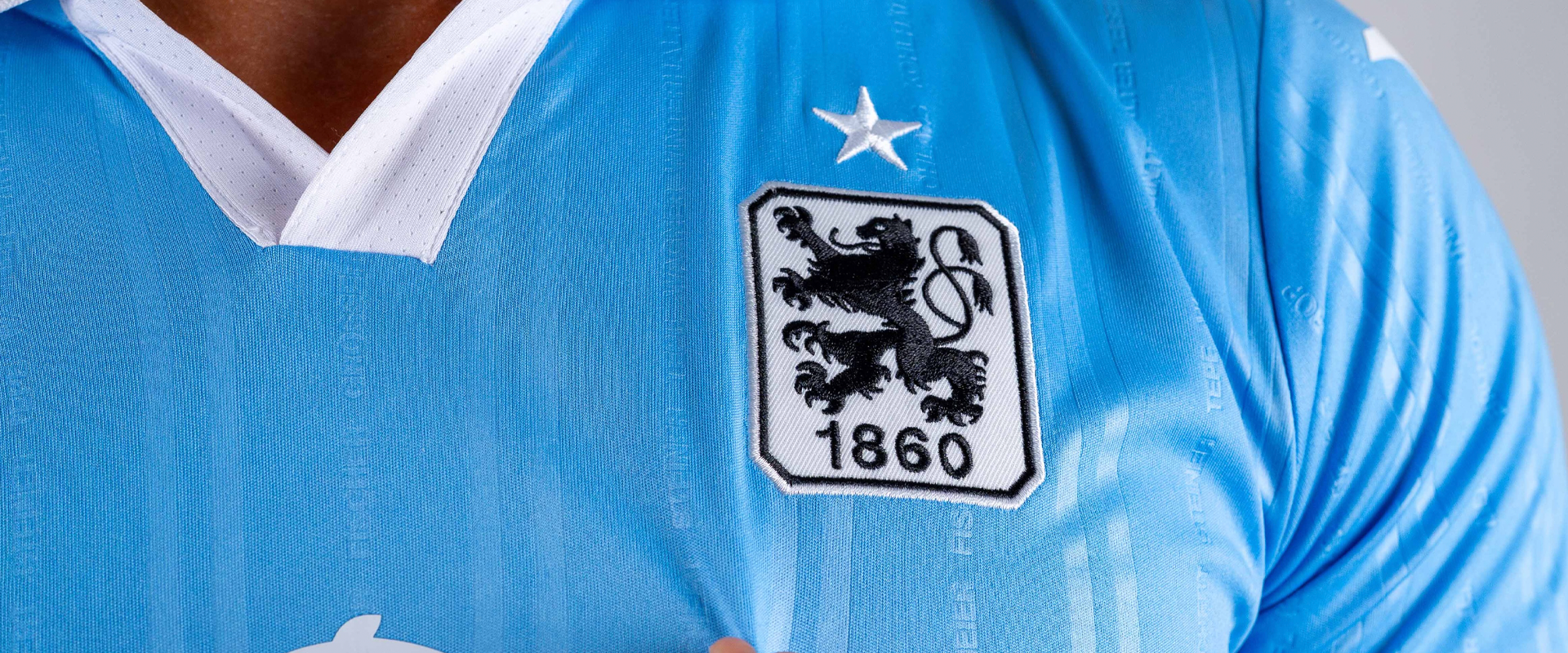 DAS NEUE HOME HERITAGE TRIKOT